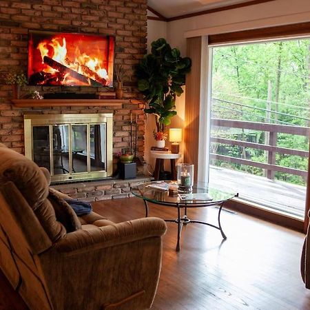 Modern Cabin With Hot Tub Grill Lake Beach Wineries Hiking Fishing And Hershey Park Family And Pet Friendly Superhosts On Ab&B Mount Gretna 外观 照片
